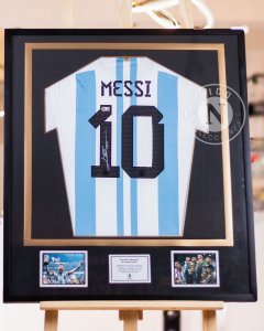 🤩 Autógrafo Original de Lionel Messi - Certificado Beckett 💯